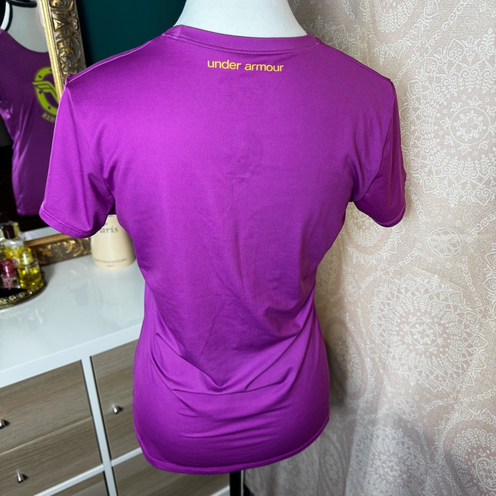 DC Comics Wonder Woman Purple Fitted Graphic T-Shirt Pink and Yellow Medium - Picture 5 of 6